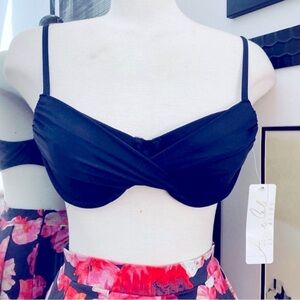NWT Anne Cole blue bikini top.